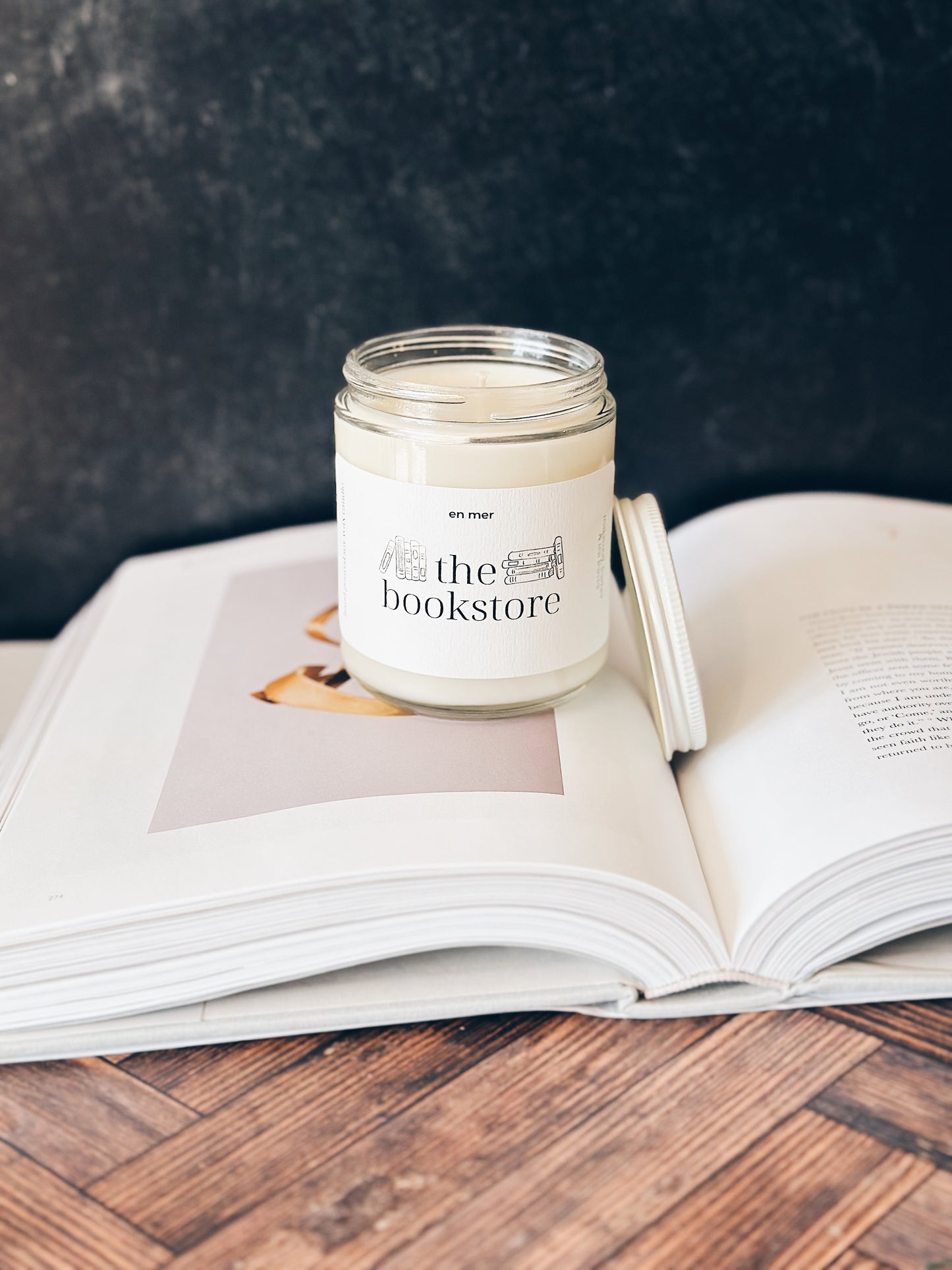 en mer | the bookstore | soy wax candle & melts