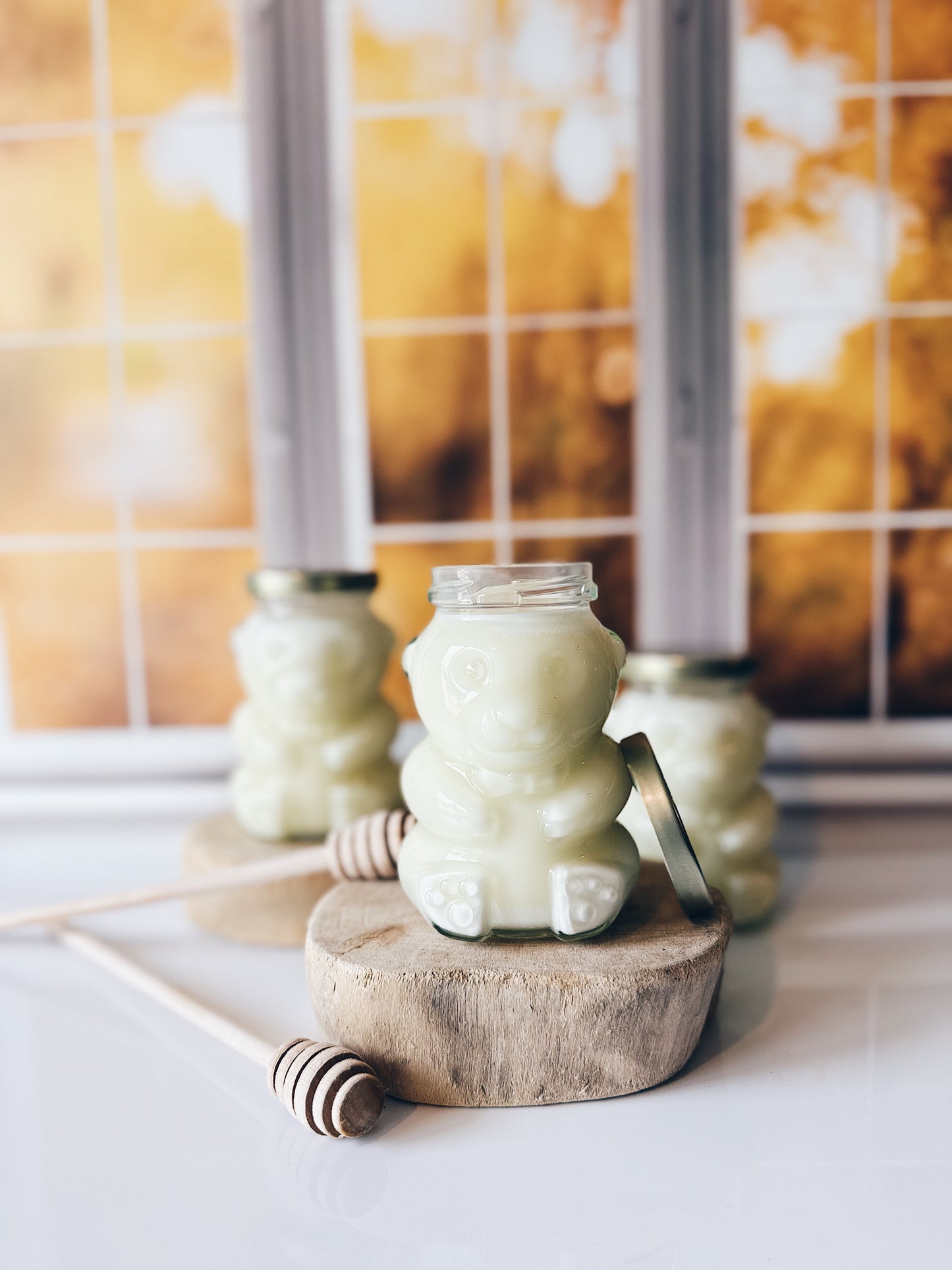 en mer LTD | wild honey bear | soy wax candle