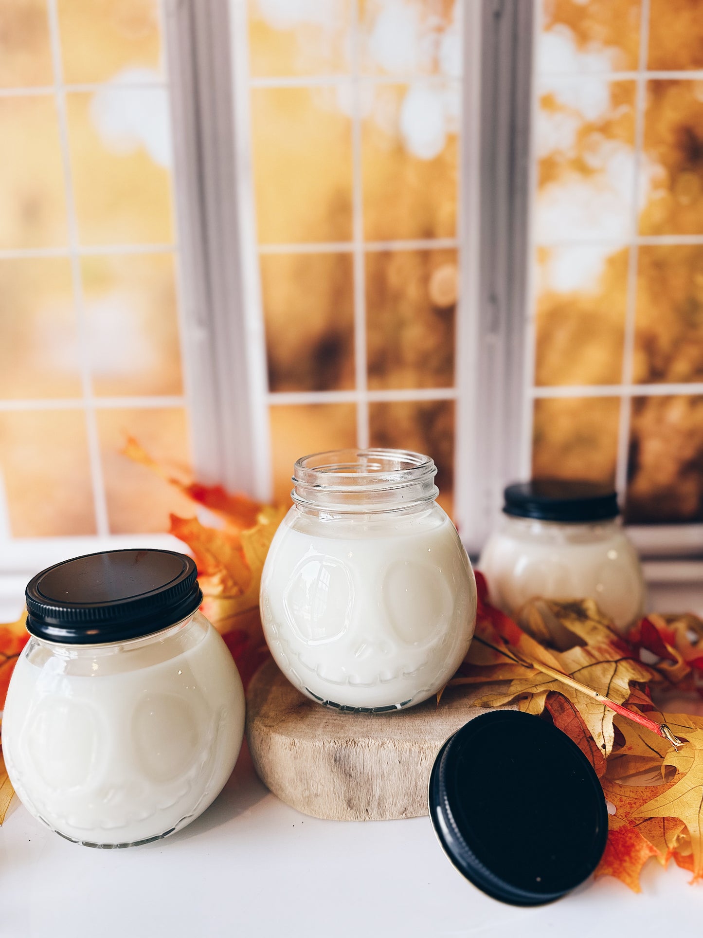 en mer LTD | october rain | jack skeleton soy wax candle