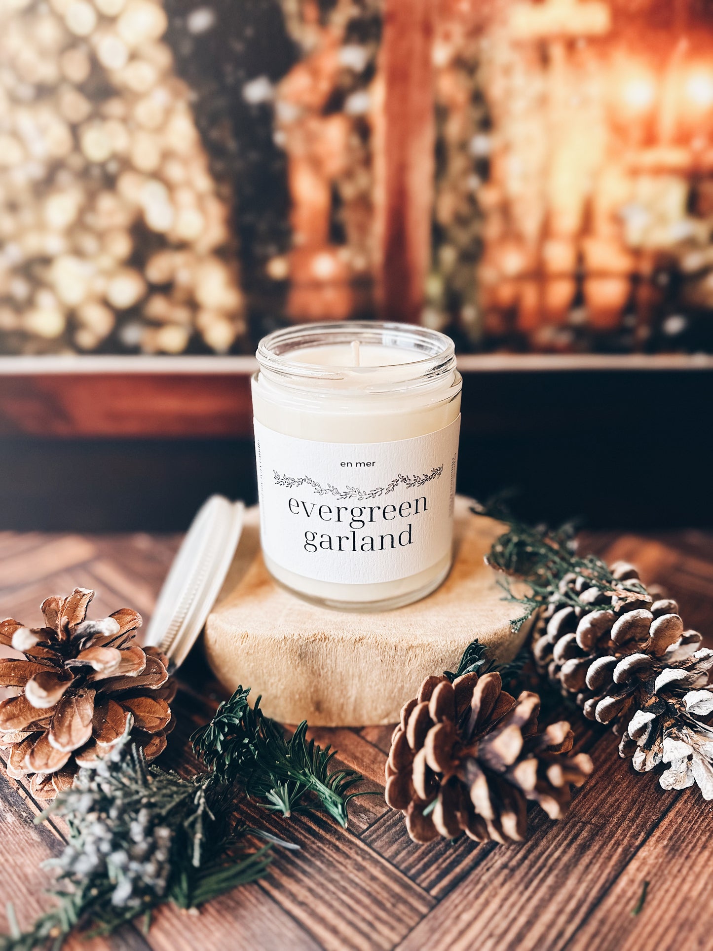 en mer | evergreen garland  | soy wax candle & melts