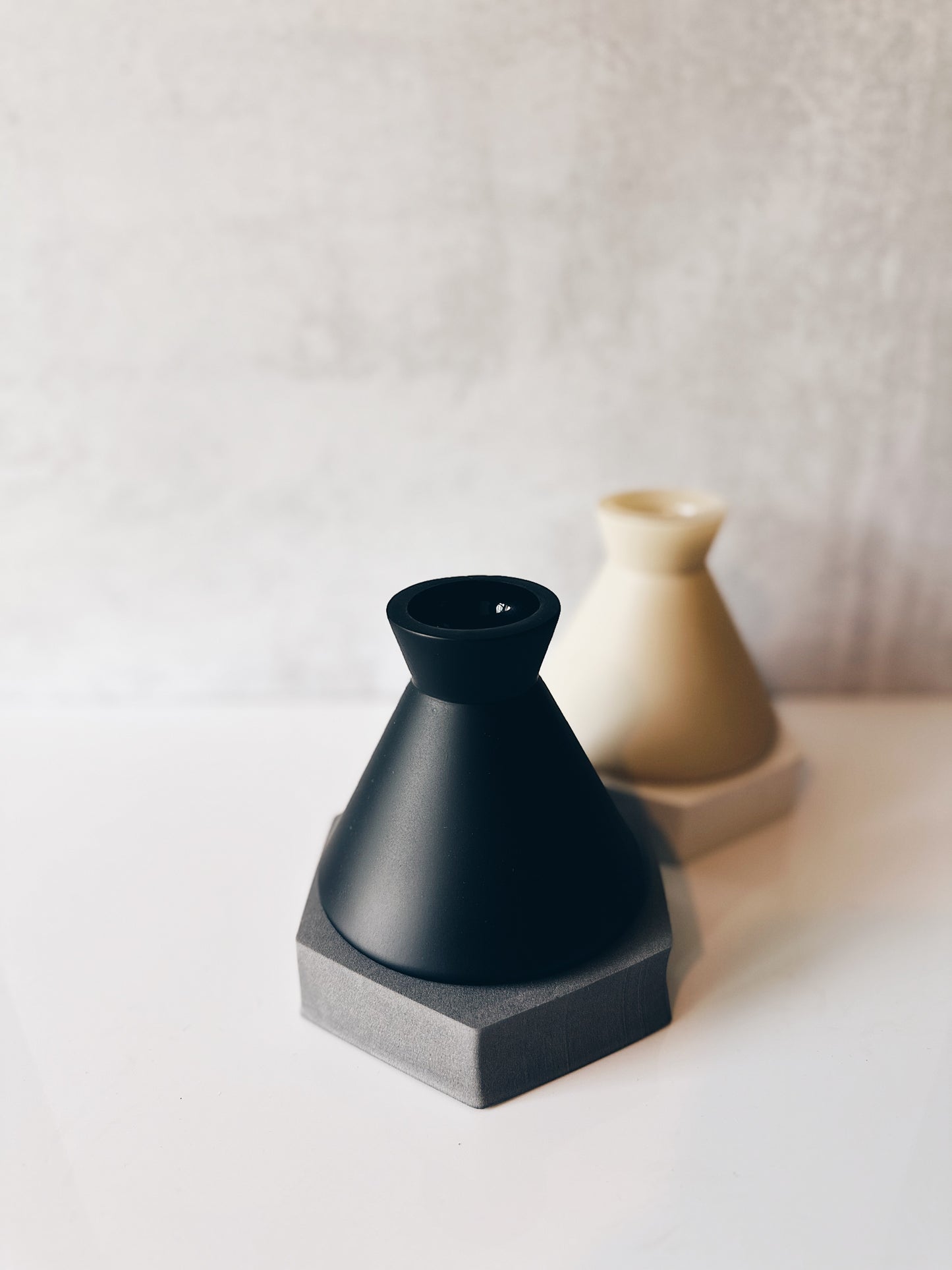 en mer | modern reed diffuser vessel