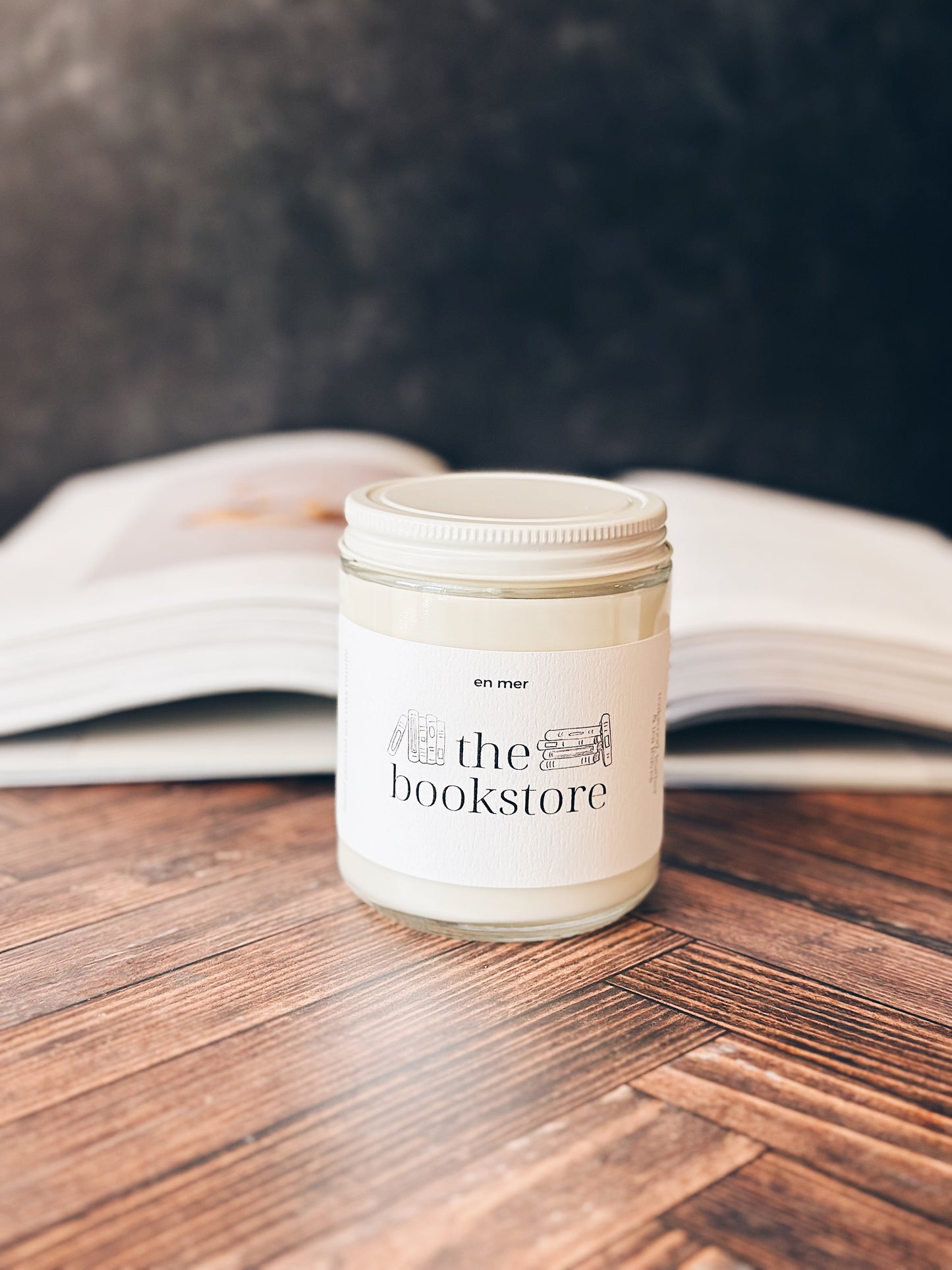 en mer | the bookstore | soy wax candle & melts