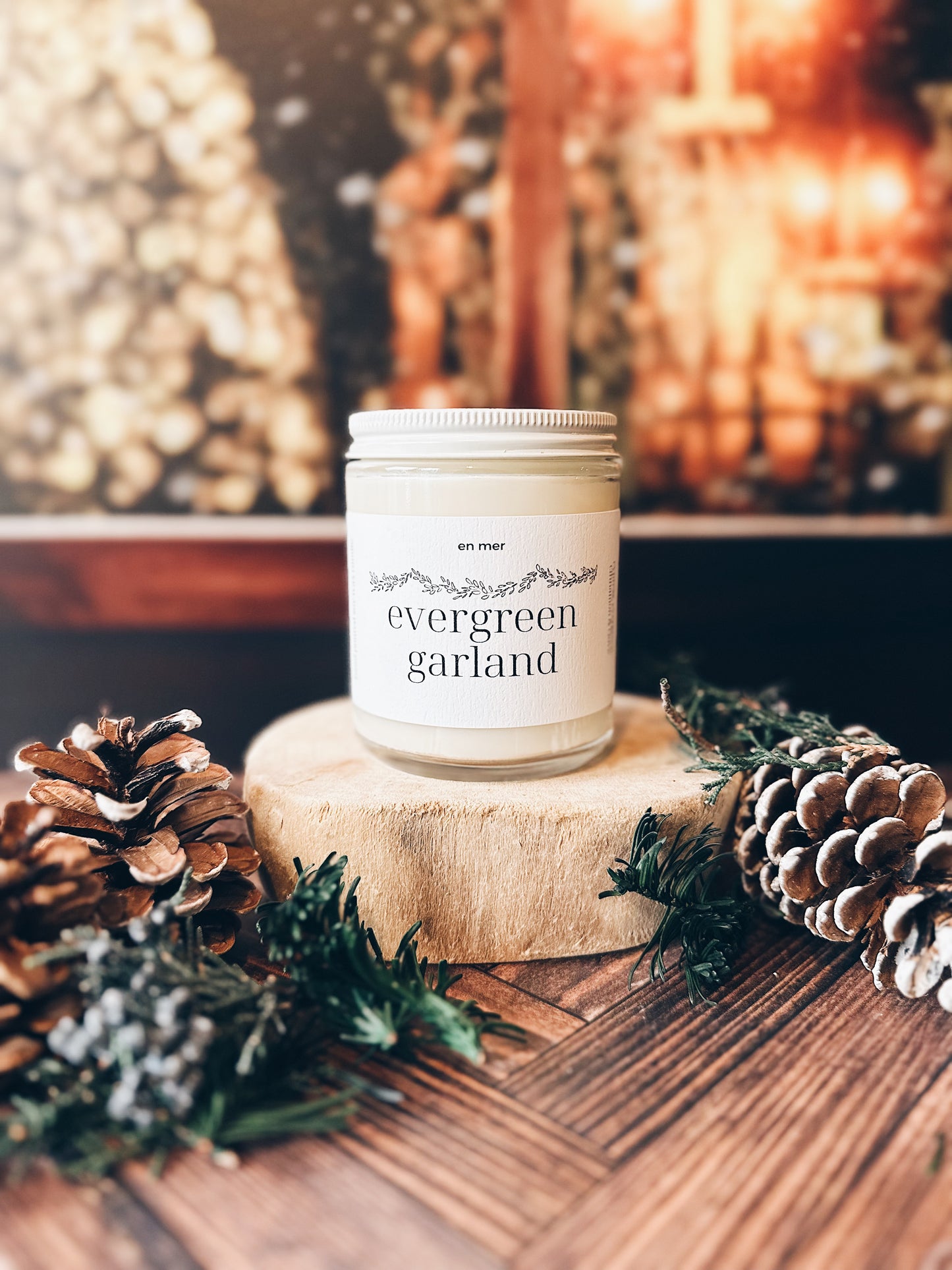 en mer | evergreen garland  | soy wax candle & melts