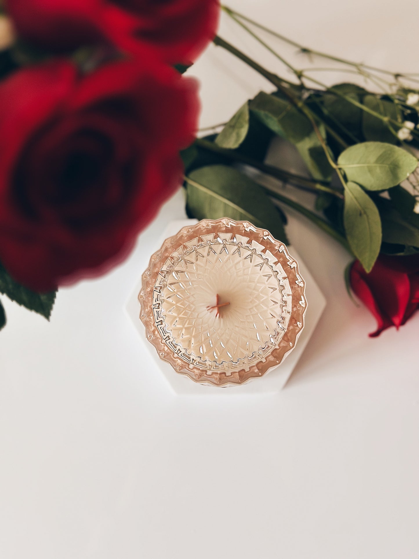 en mer LTD | rose water | wooden wick soy wax candle