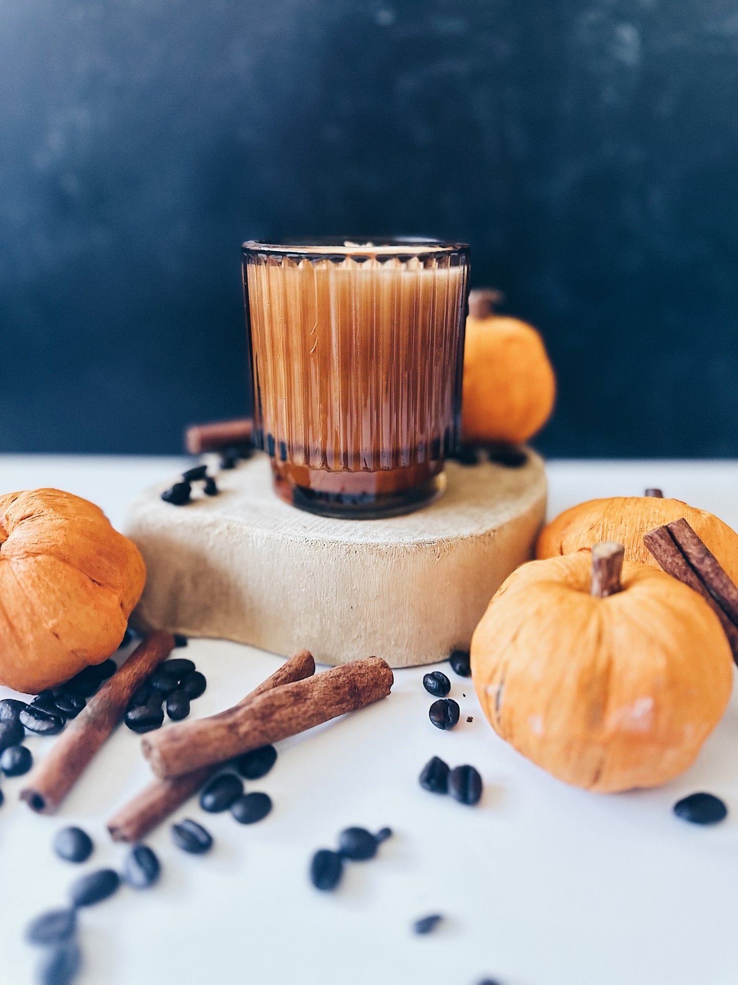 en mer LTD | pumpkin spice latte | wooden wick soy wax candle