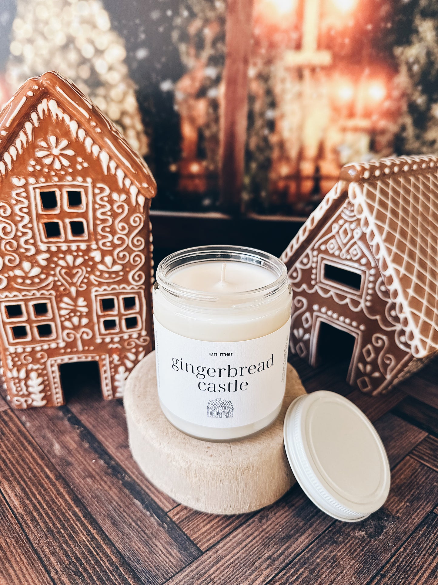 en mer | gingerbread castle | soy wax candle & melts