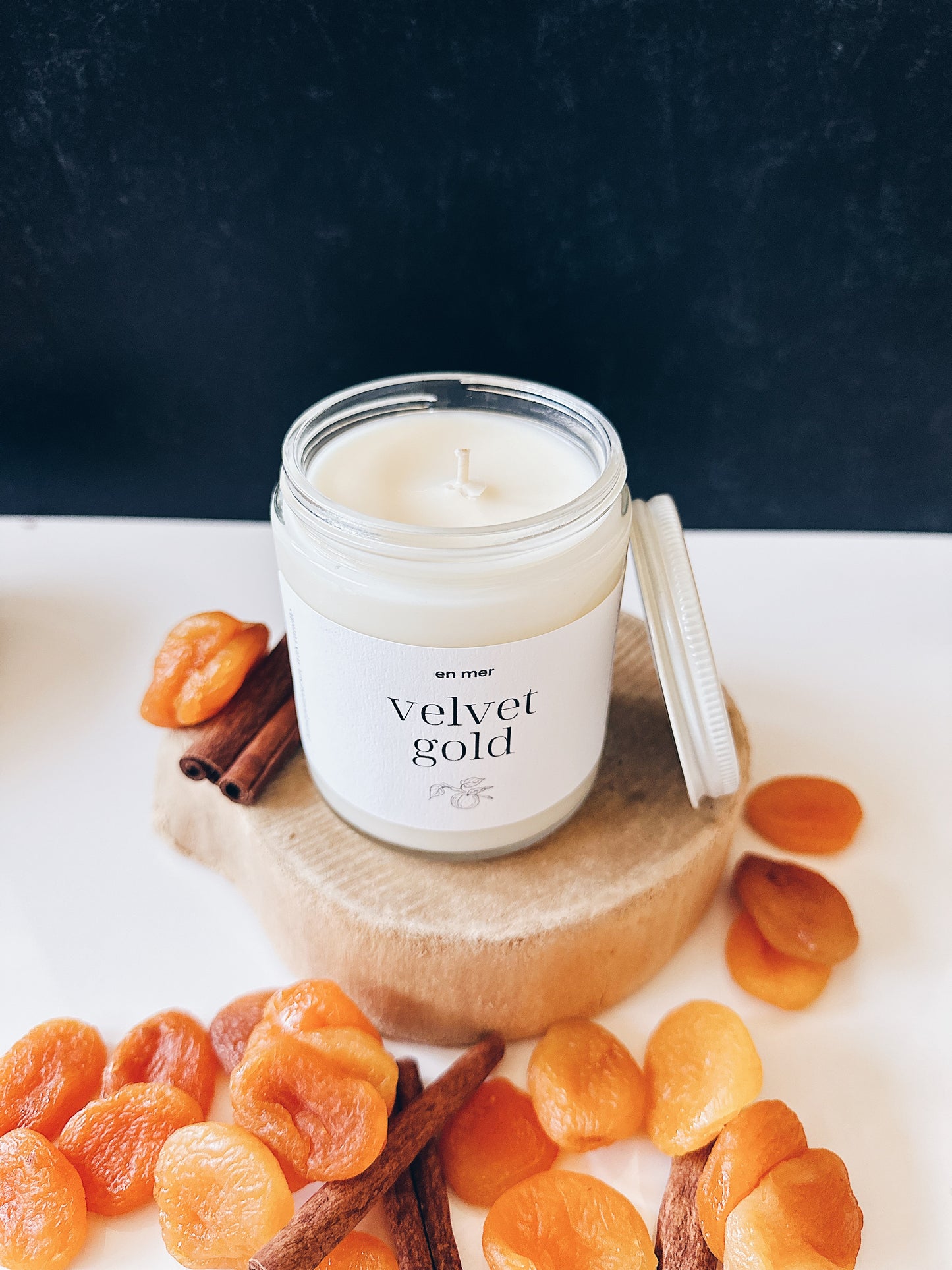 en mer | velvet gold | soy wax candle & melts