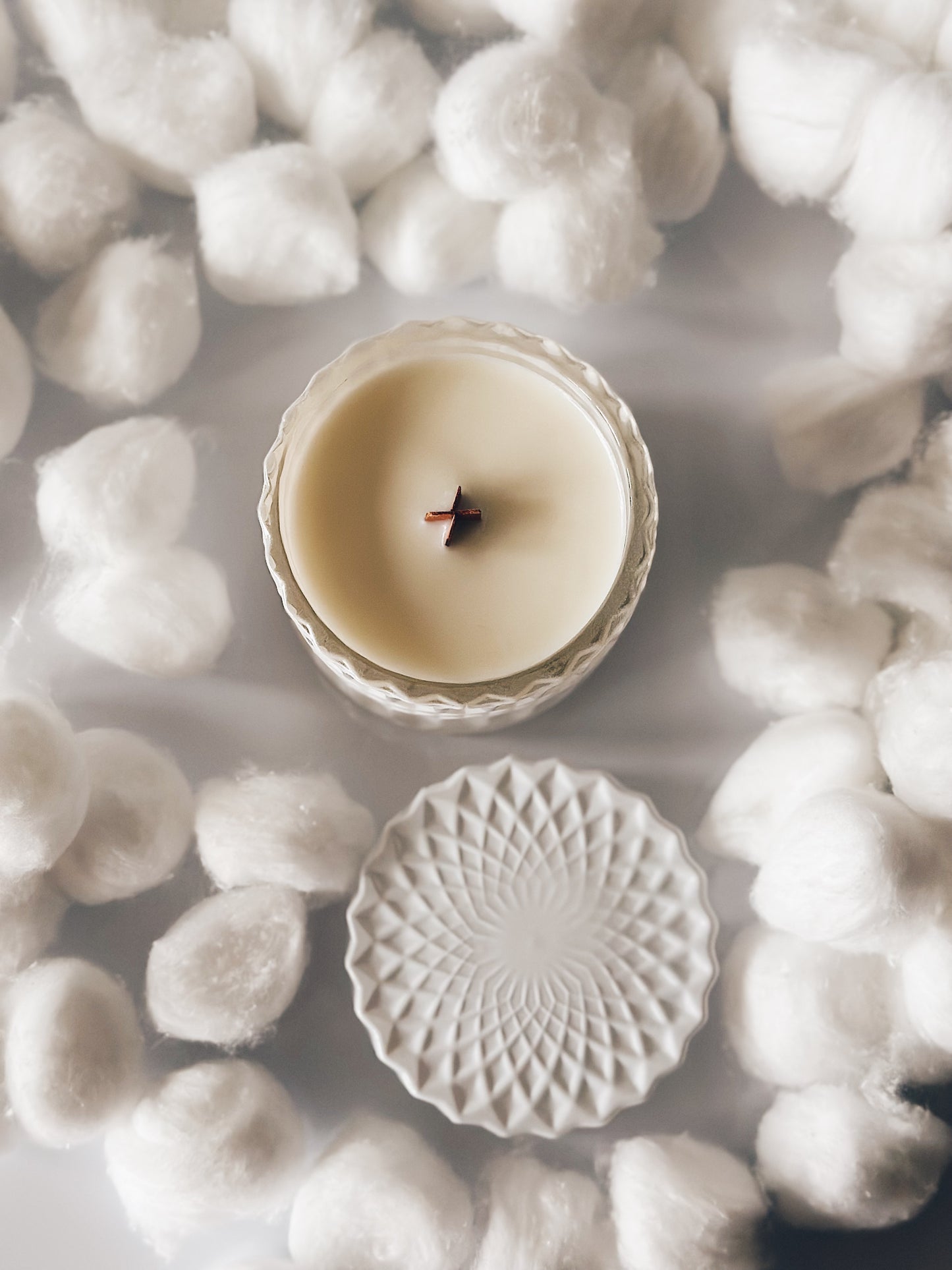en mer LTD | cloud 9 | wooden wick soy wax candle