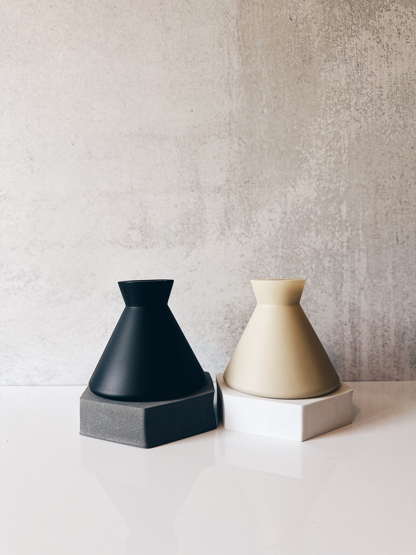en mer | modern reed diffuser vessel