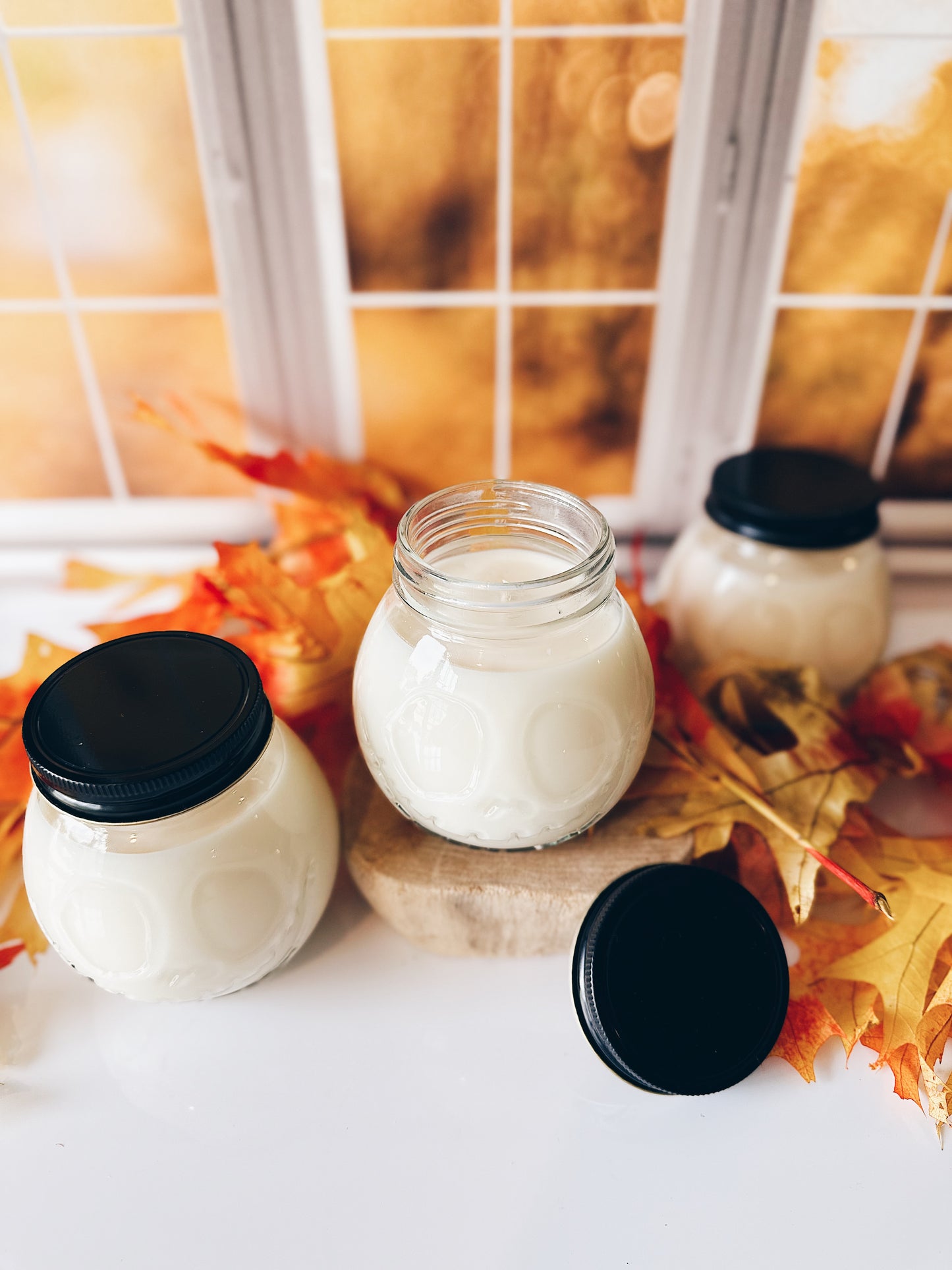 en mer LTD | october rain | jack skeleton soy wax candle