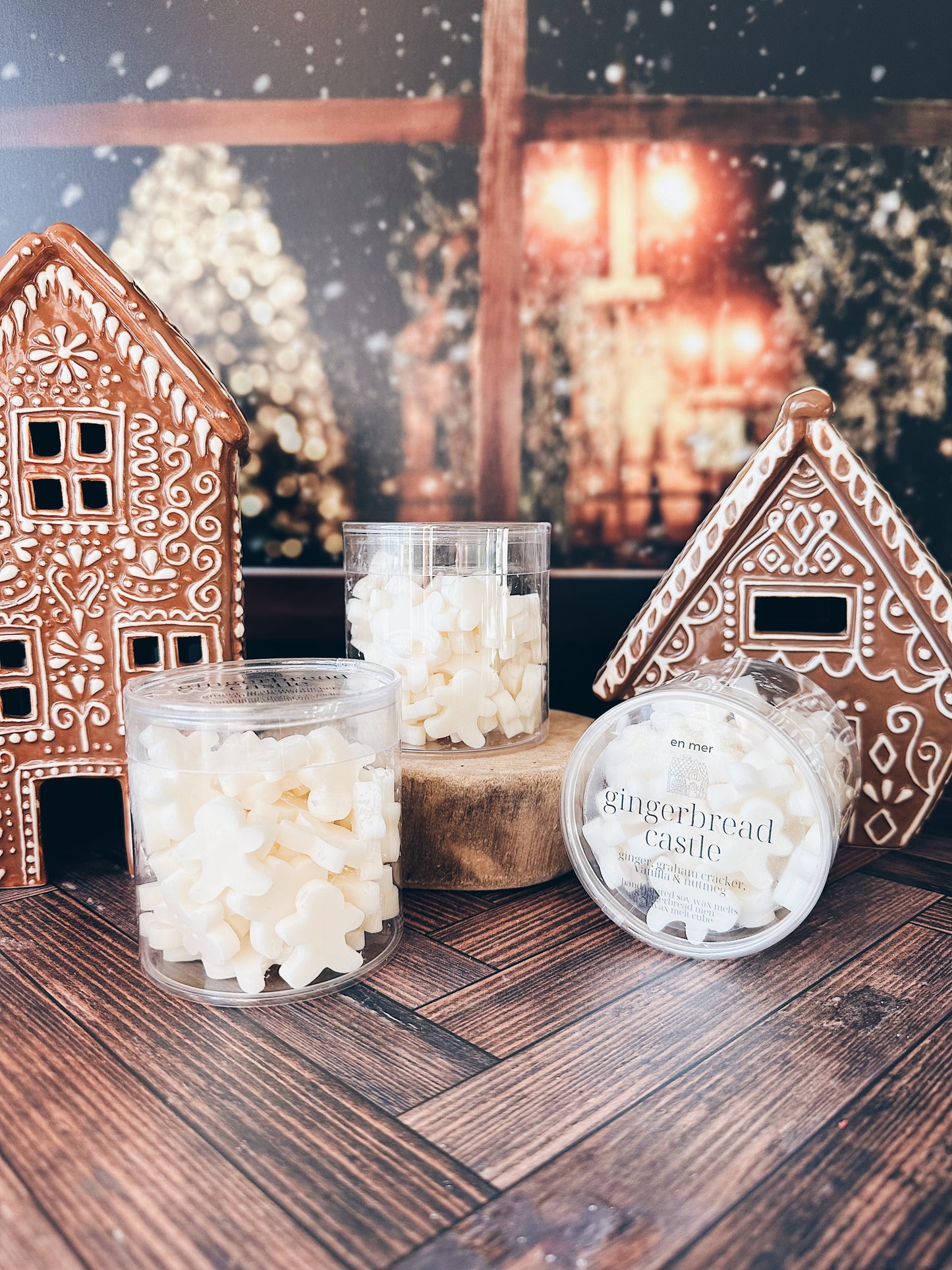 en mer | gingerbread castle | soy wax melt figures