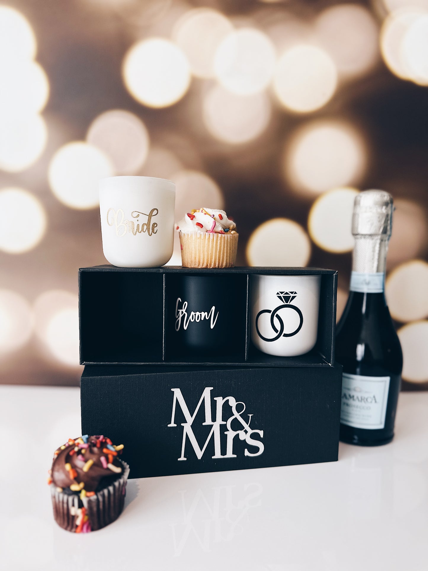 en mer | mr & mrs | soy wax candle gift set