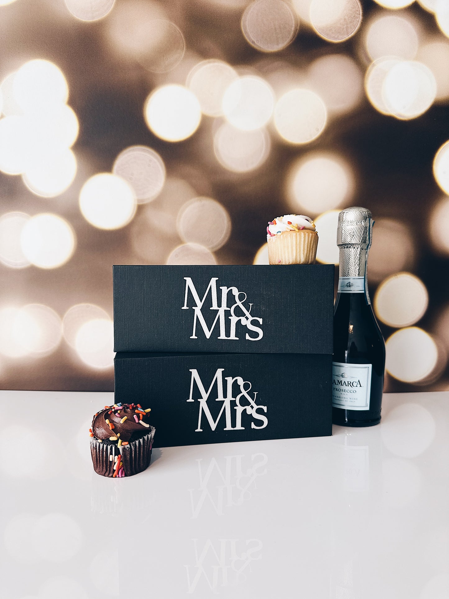 en mer | mr & mrs | soy wax candle gift set