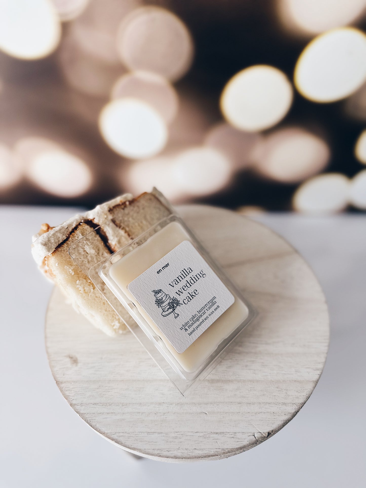 en mer | vanilla wedding cake | soy wax candle & melts