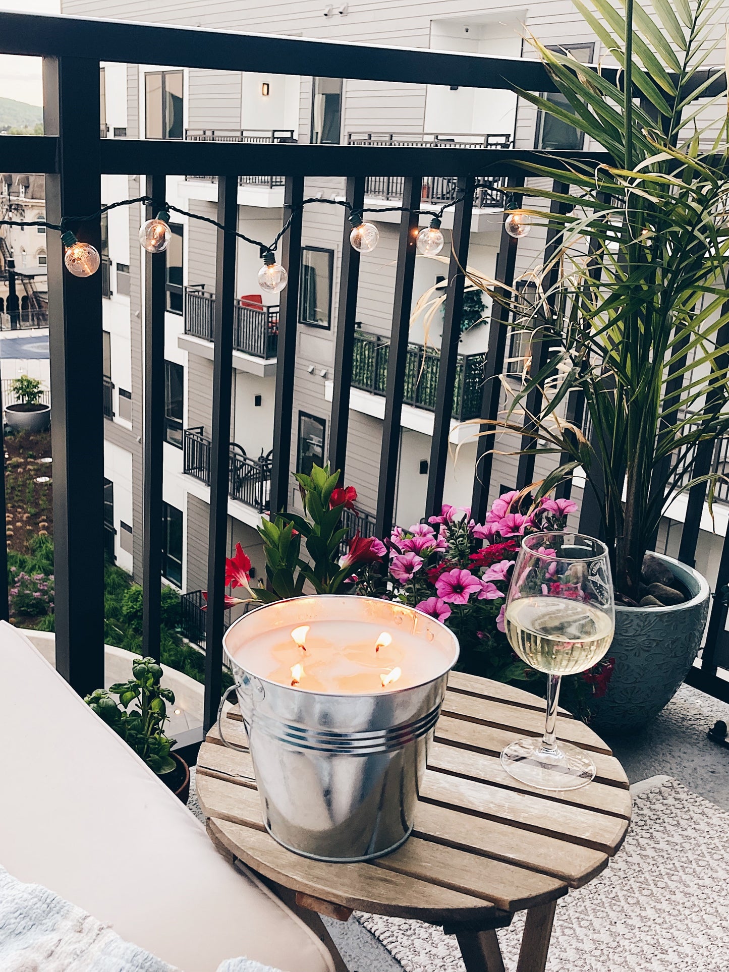 en mer outdoors | jumbo citronella soy wax candle