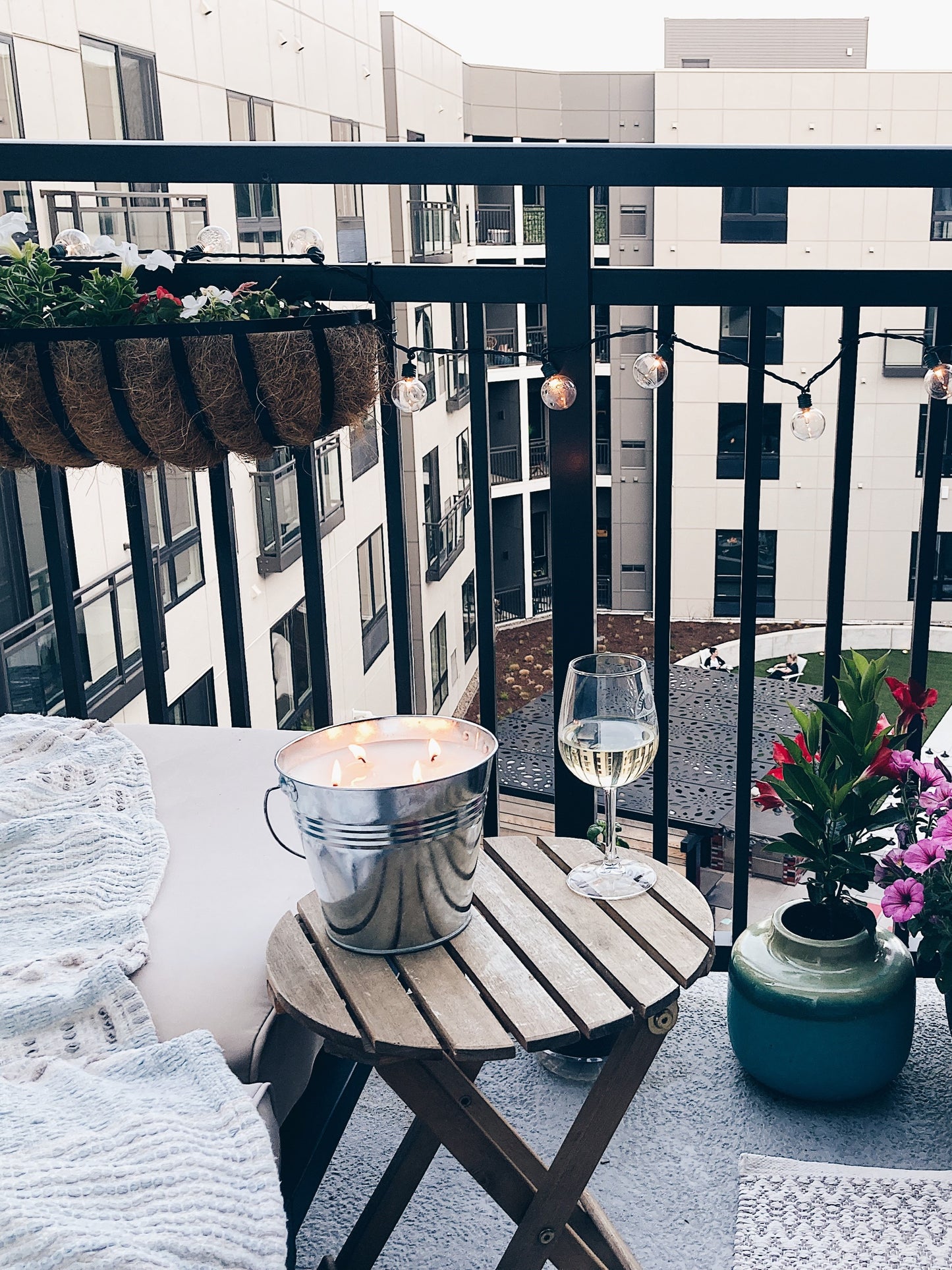 en mer outdoors | jumbo citronella soy wax candle