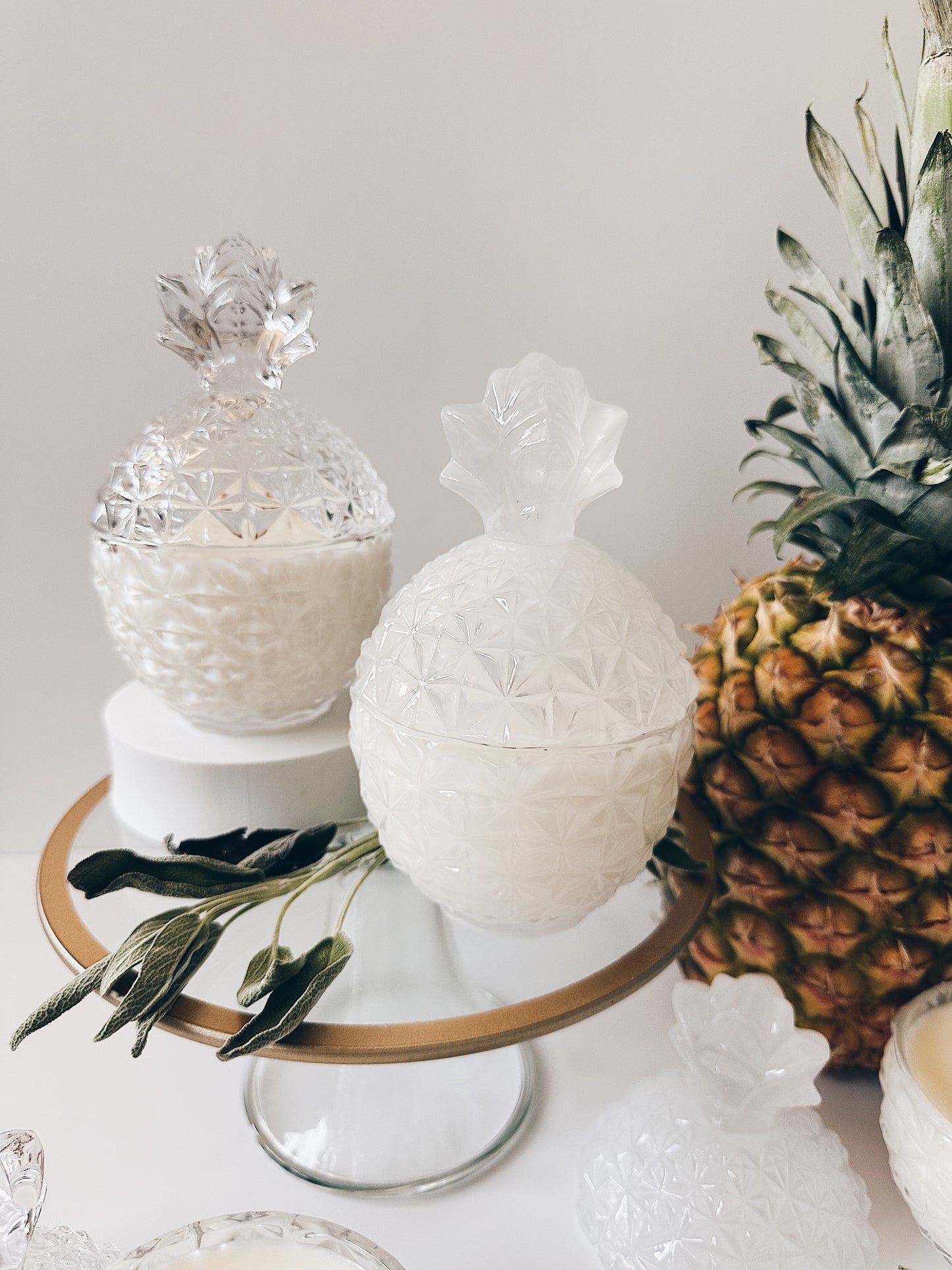 en mer LTD | pineapple float | limited batch wooden wick soy wax candle