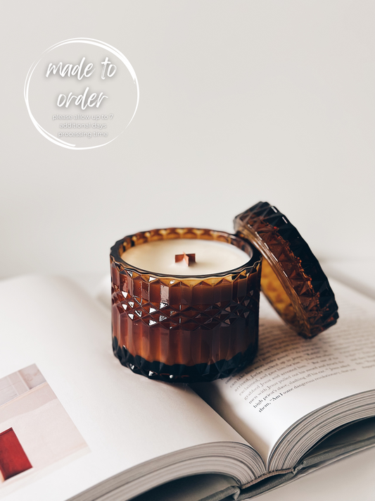 en mer LTD | the bookstore | wooden wick soy wax candle