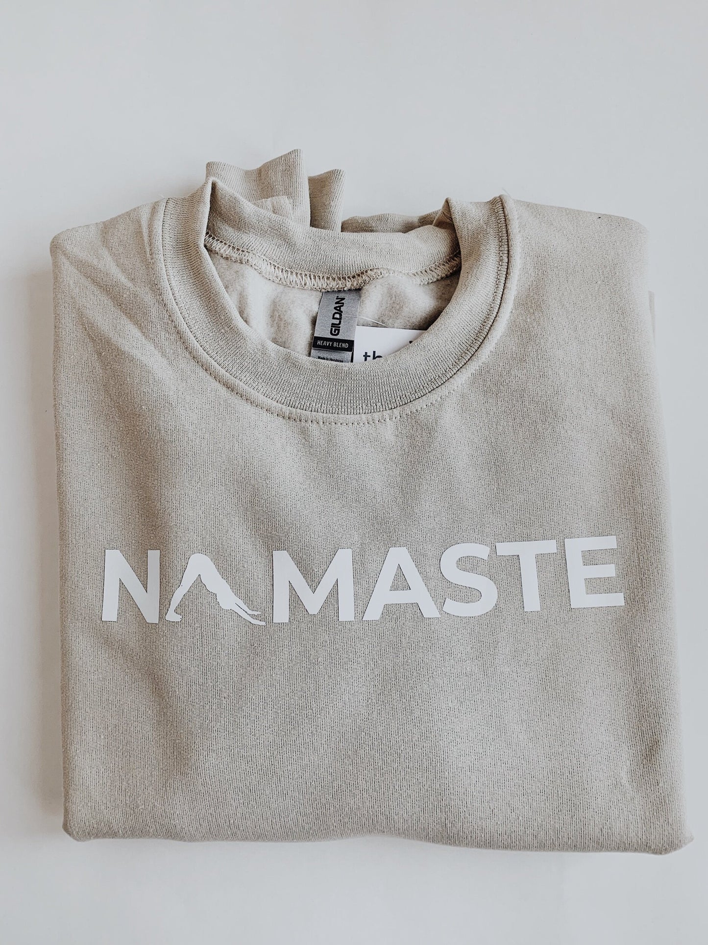 en mer | namaste crewneck t-shirt