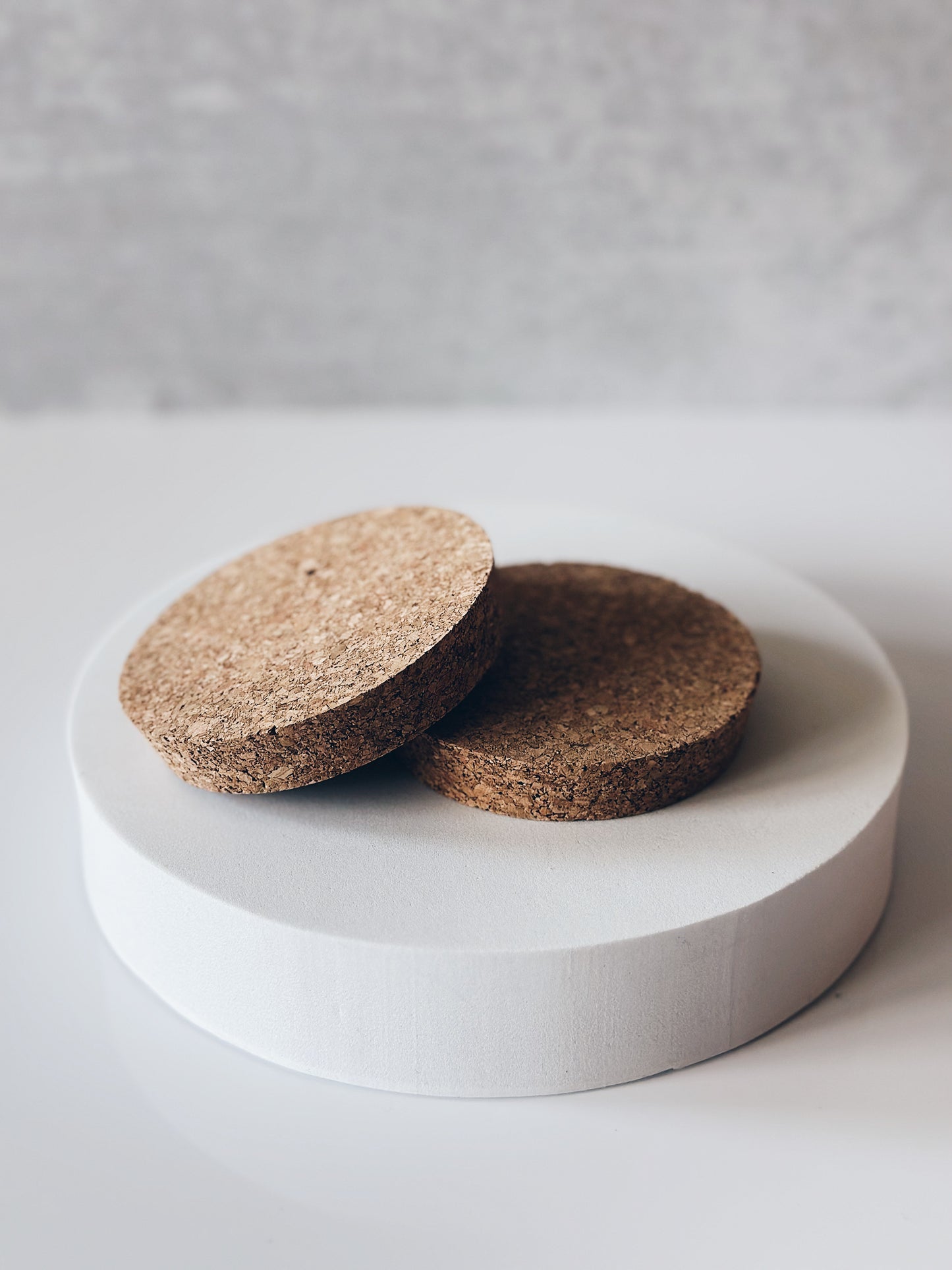 en mer | cork candle lid