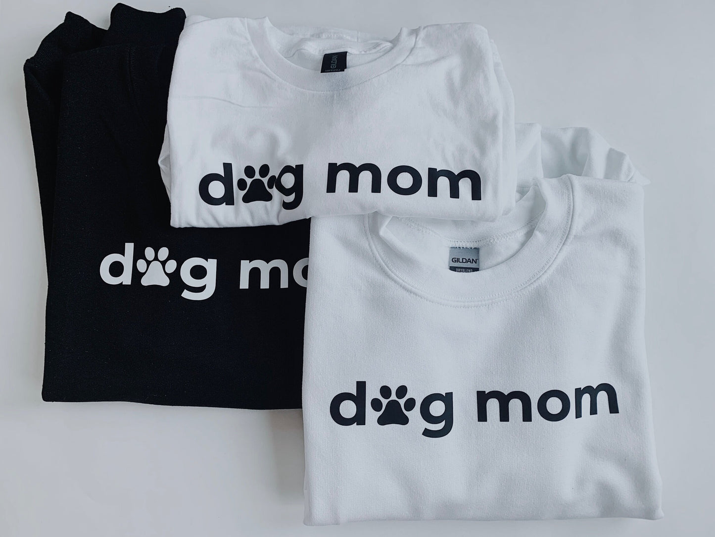 en mer | dog mom crewneck sweatshirt