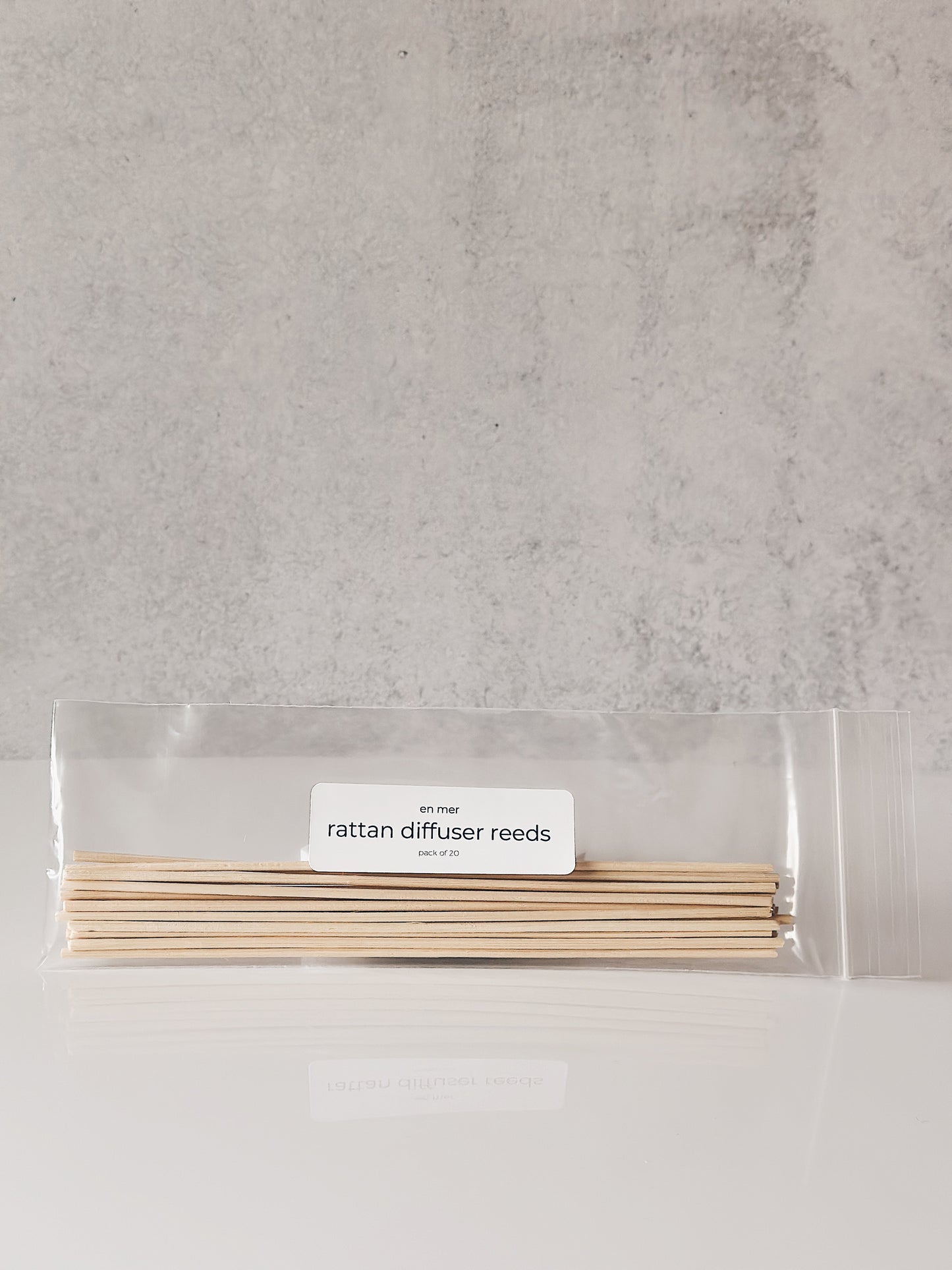 en mer | classic reed diffuser kit