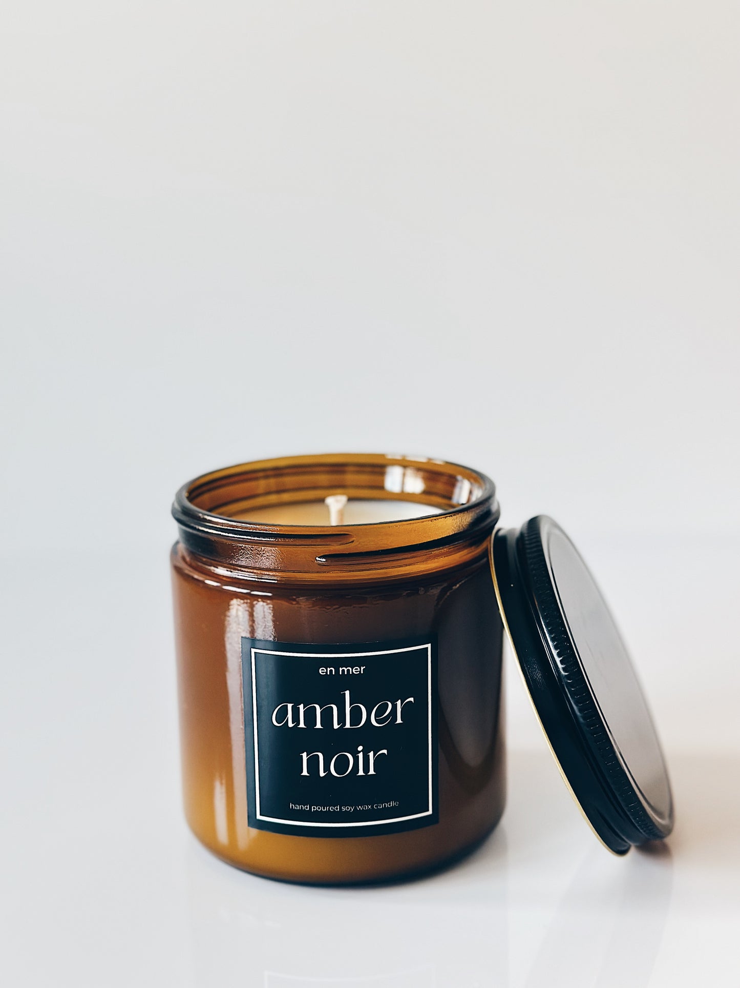 en mer LTD | amber noir | soy wax candle