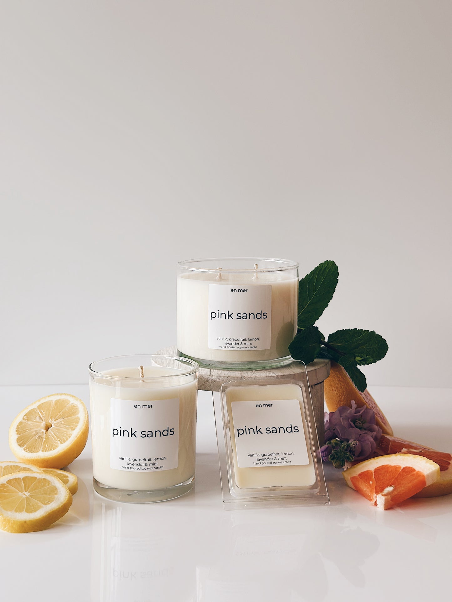 en mer | pink sands | soy wax candle & melts