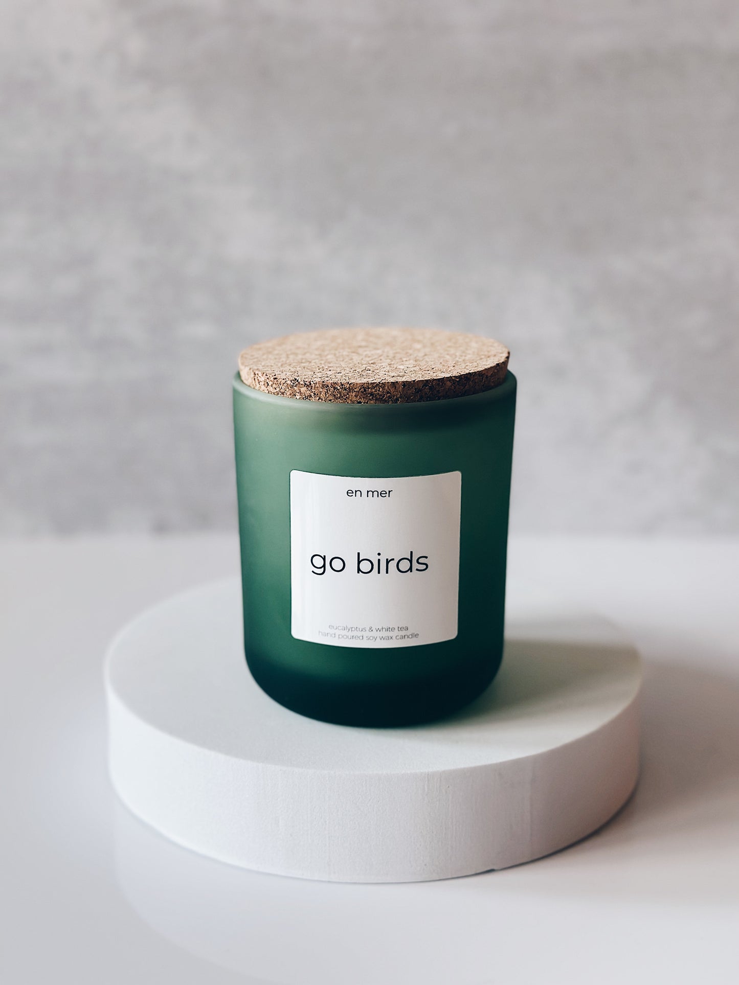 en mer | cork candle lid