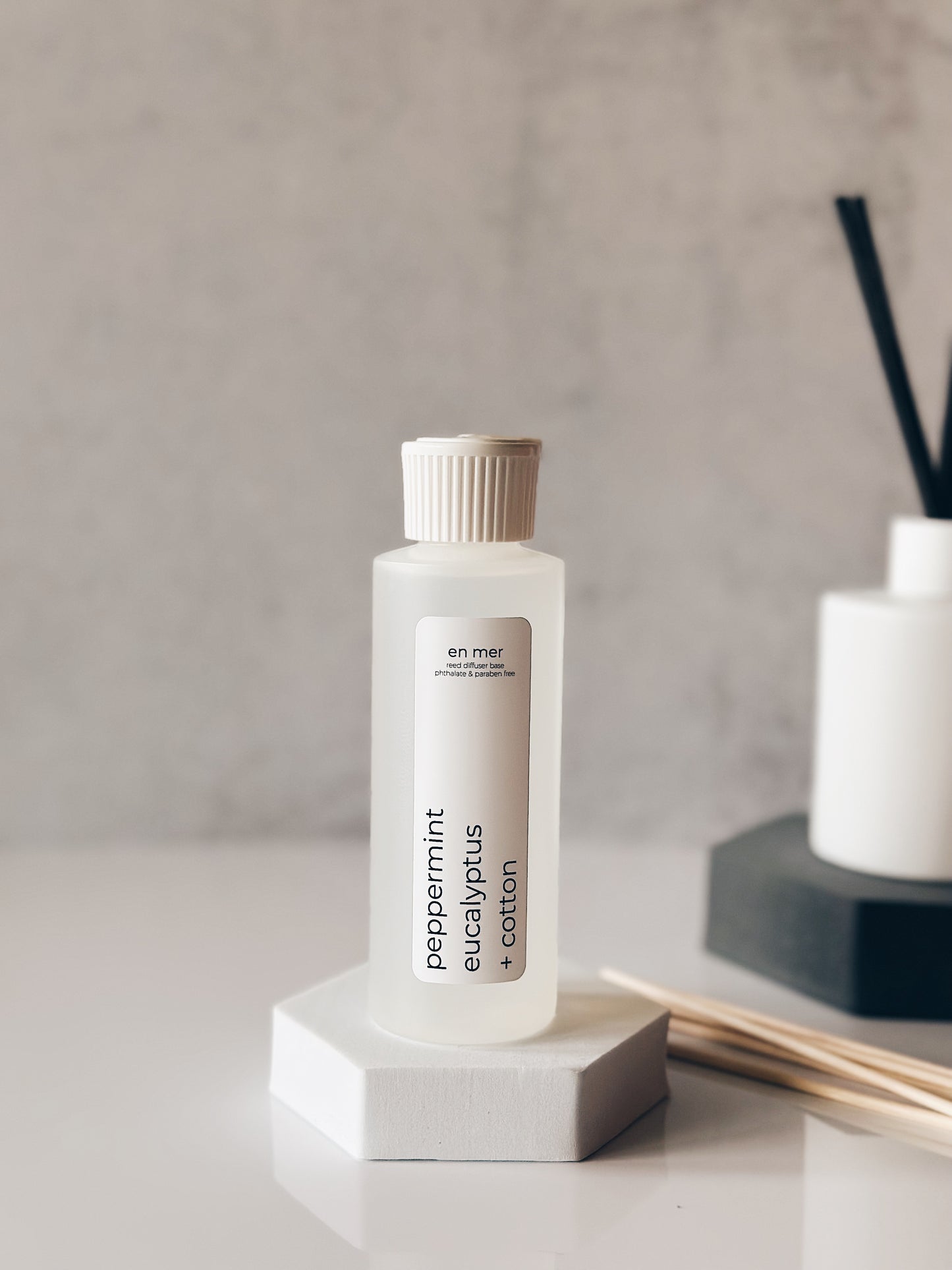 en mer | classic reed diffuser kit