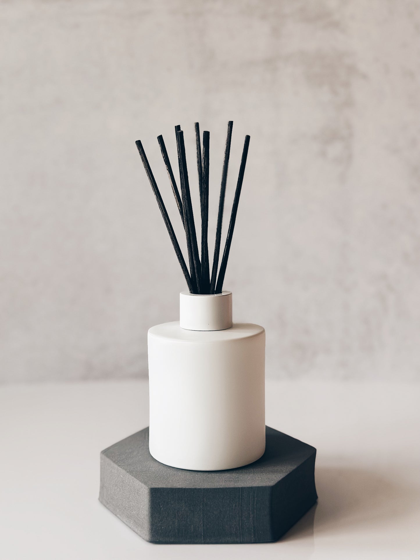 en mer | classic reed diffuser vessel