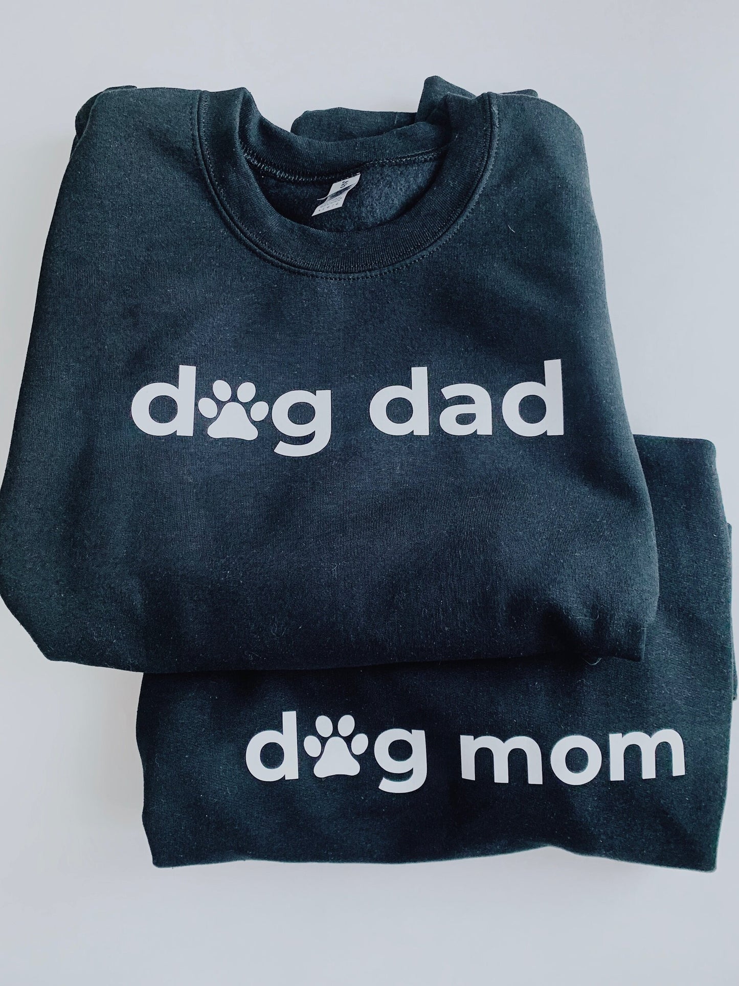 en mer | dog mom crewneck sweatshirt