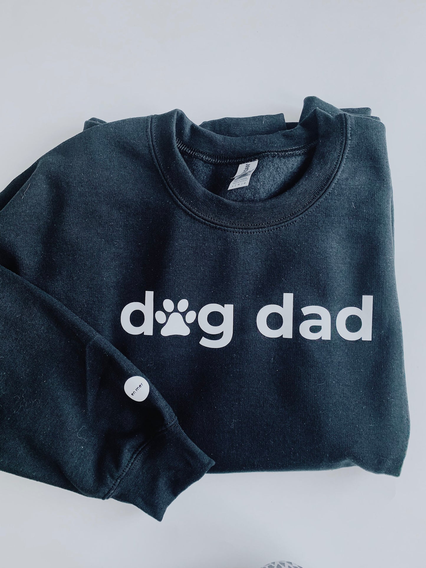 en mer | dog dad crewneck sweatshirt