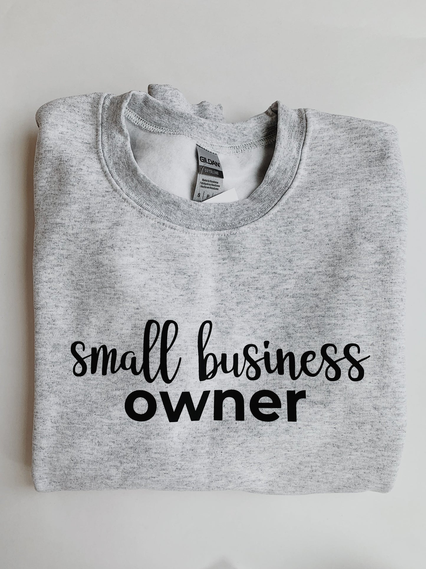 en mer | small business owner crewneck sweatshirt