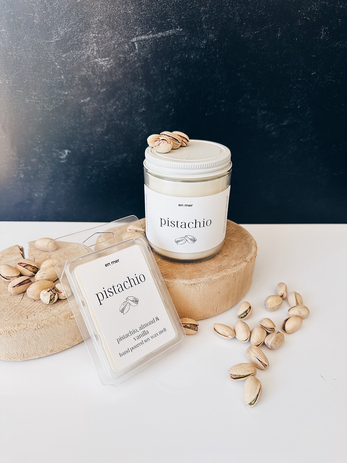 en mer | pistachio | soy wax candle & melts