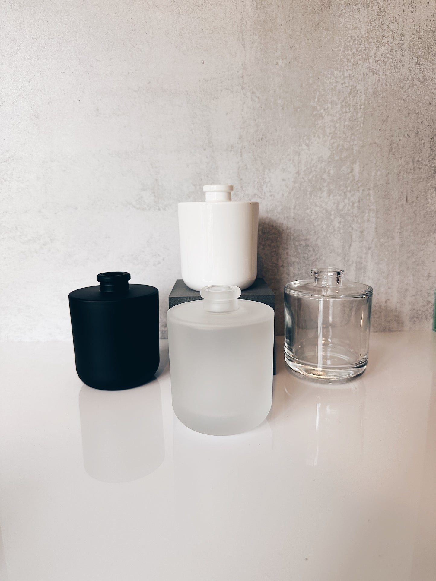 en mer | minimalist reed diffuser vessel