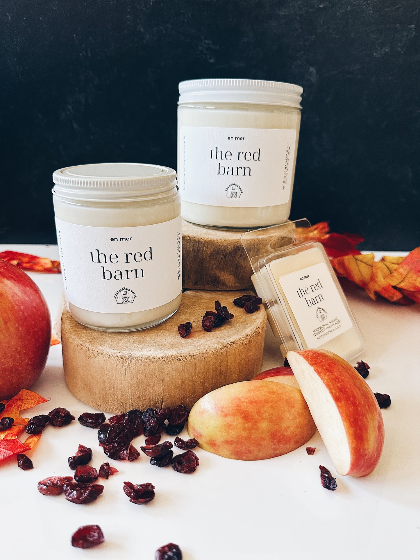 en mer | the red barn | soy wax candle & melts