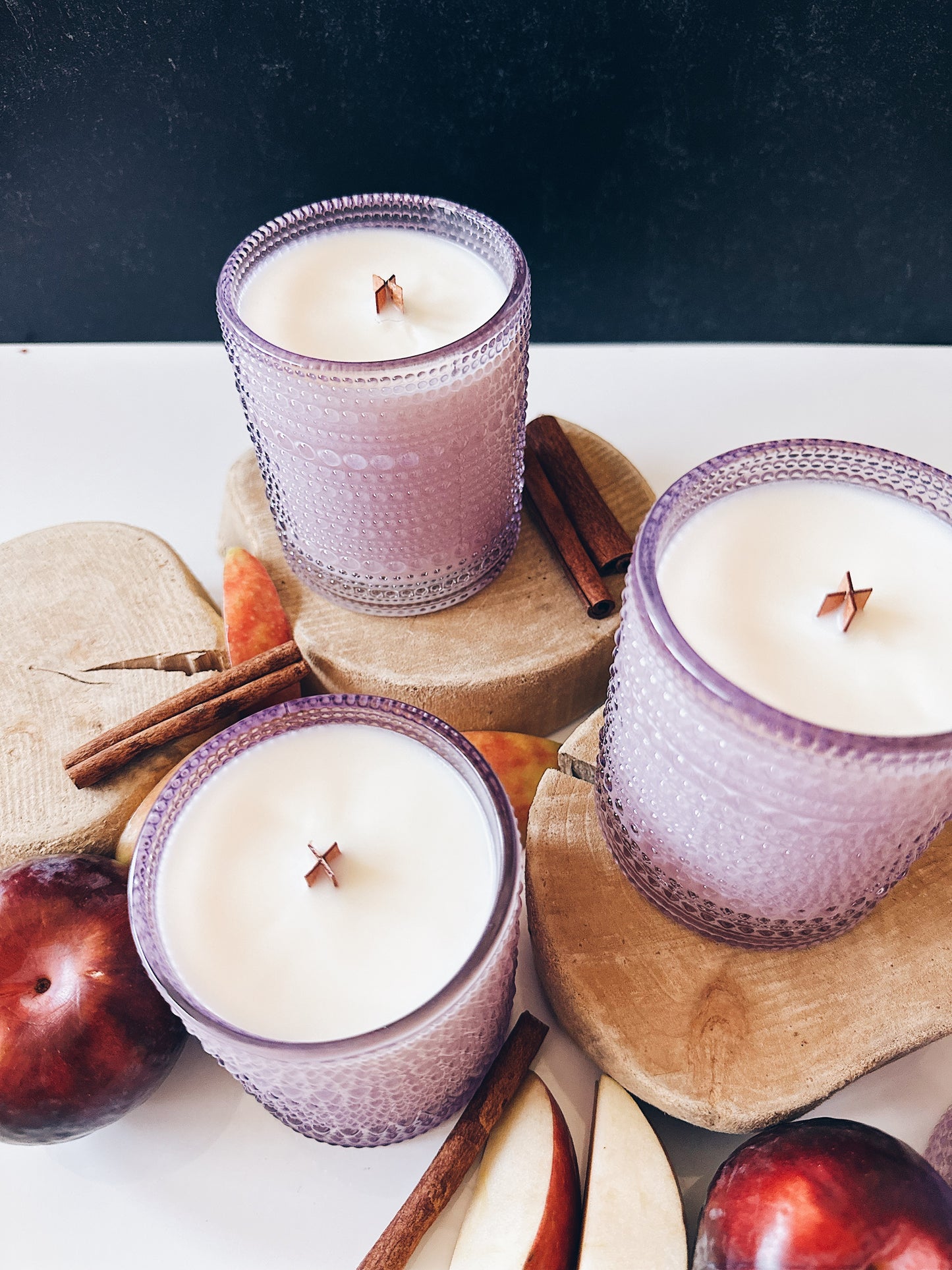 en mer LTD | cozy season | wooden wick soy wax candle