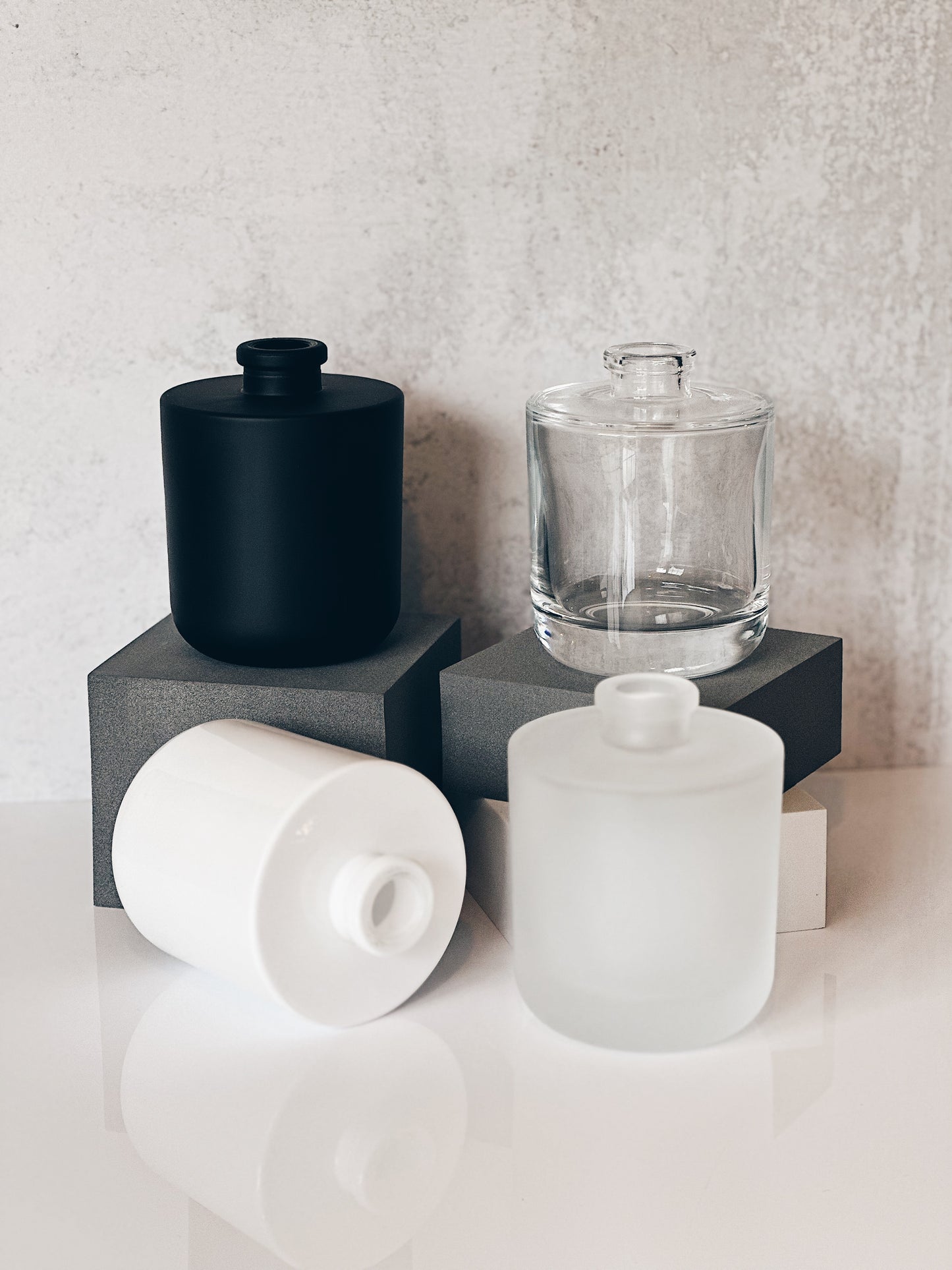 en mer | minimalist reed diffuser vessel