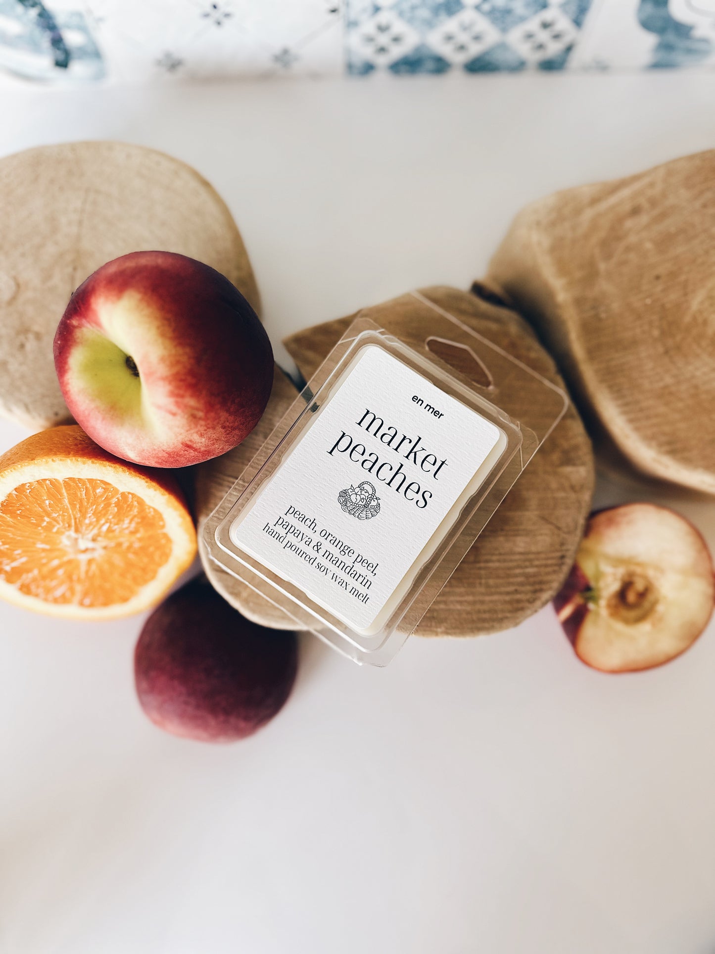 en mer | market peaches | soy wax candle & melts