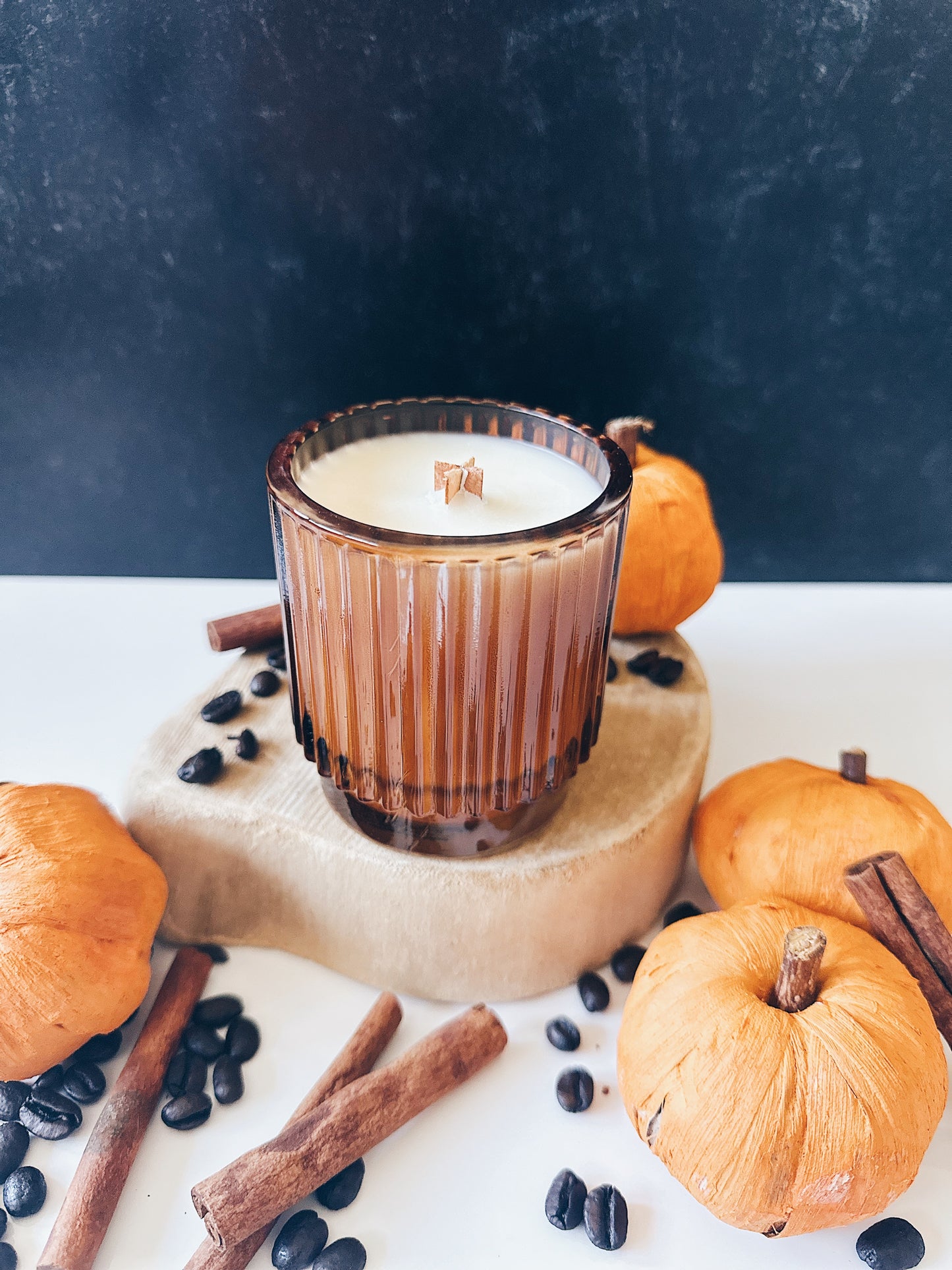 en mer LTD | pumpkin spice latte | wooden wick soy wax candle
