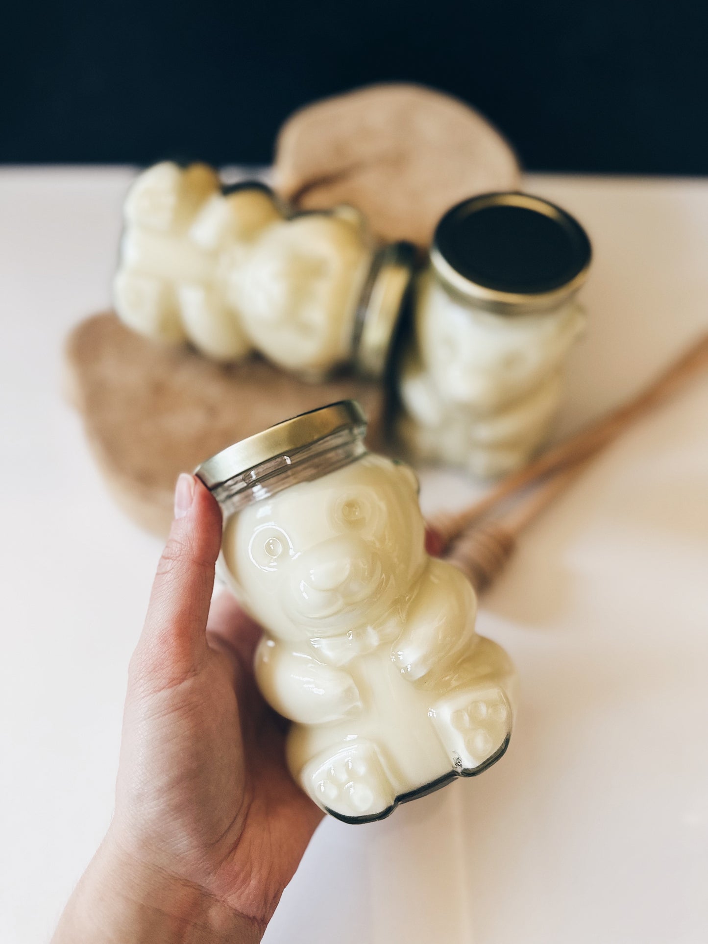 en mer LTD | wild honey bear | soy wax candle