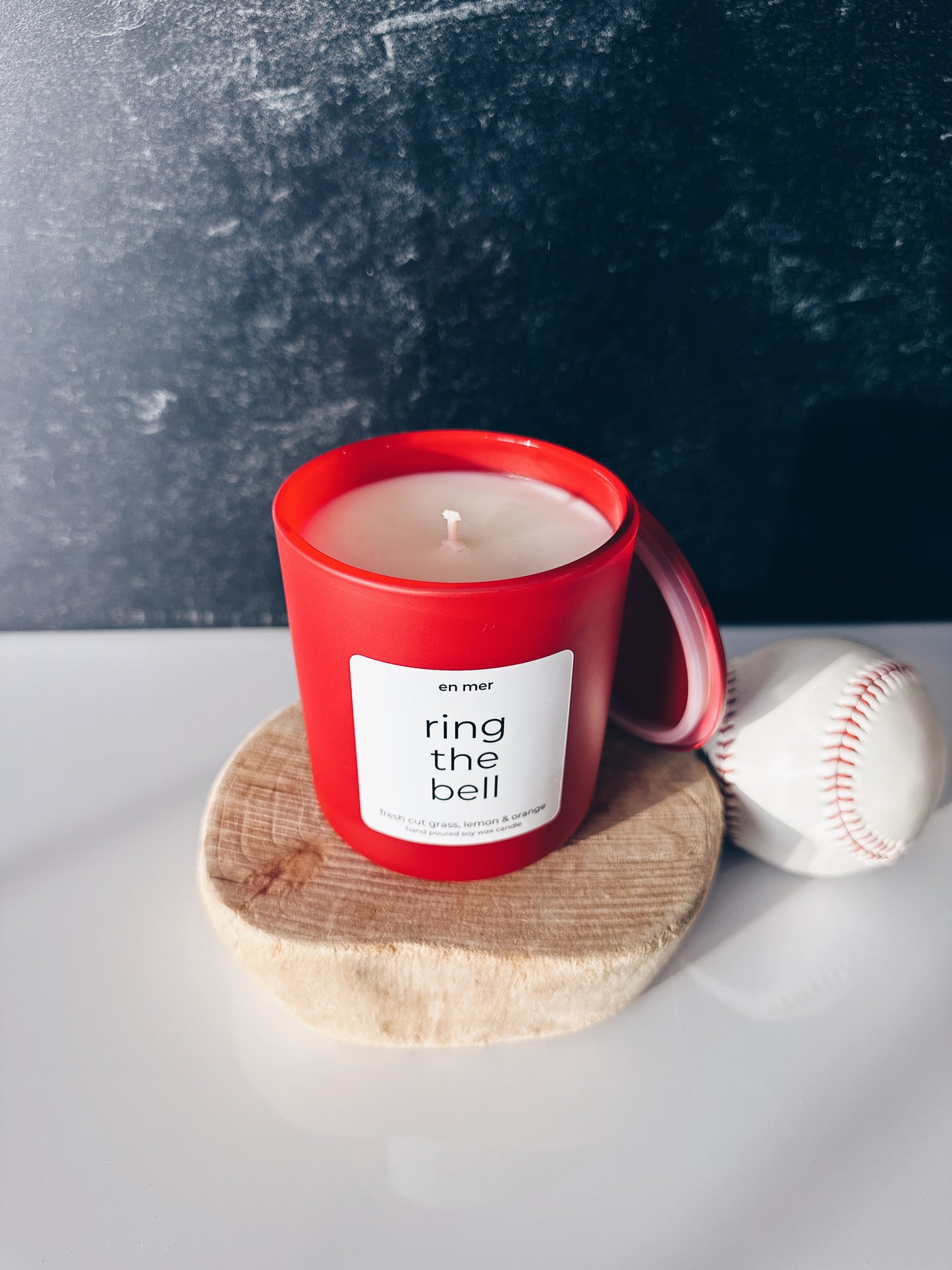en mer | ring the bell | soy wax candle