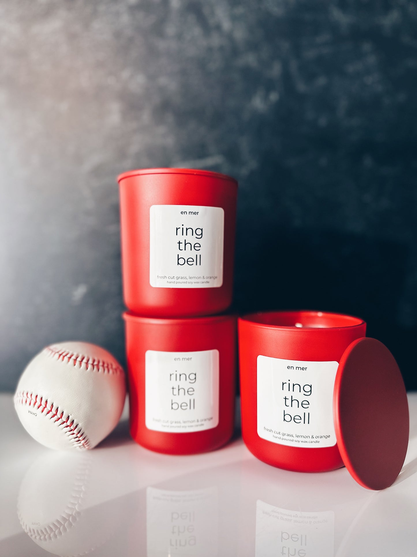 en mer | ring the bell | soy wax candle