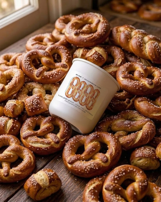 warm philly pretzel | soy wax candle by en mer x Meadowbrook Lane