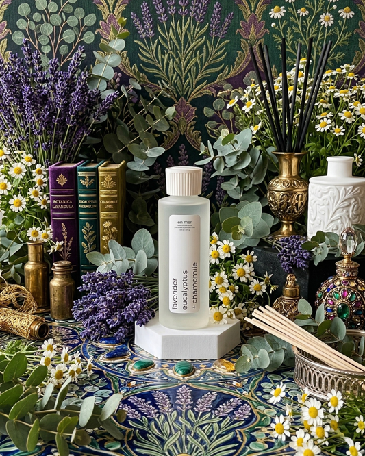 en mer | lavender, eucalyptus + chamomile | reed diffuser base