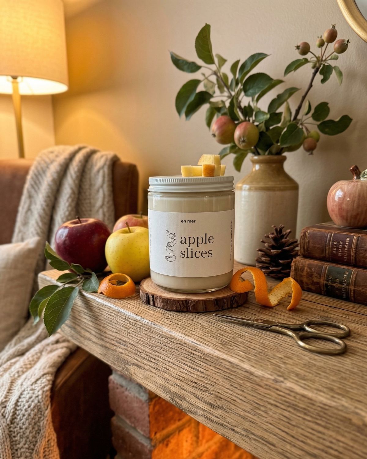 en mer | apple slices | soy wax candle & melts