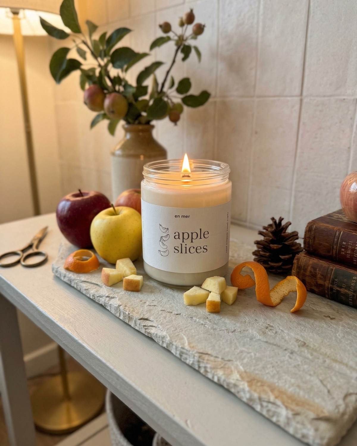en mer | apple slices | soy wax candle & melts
