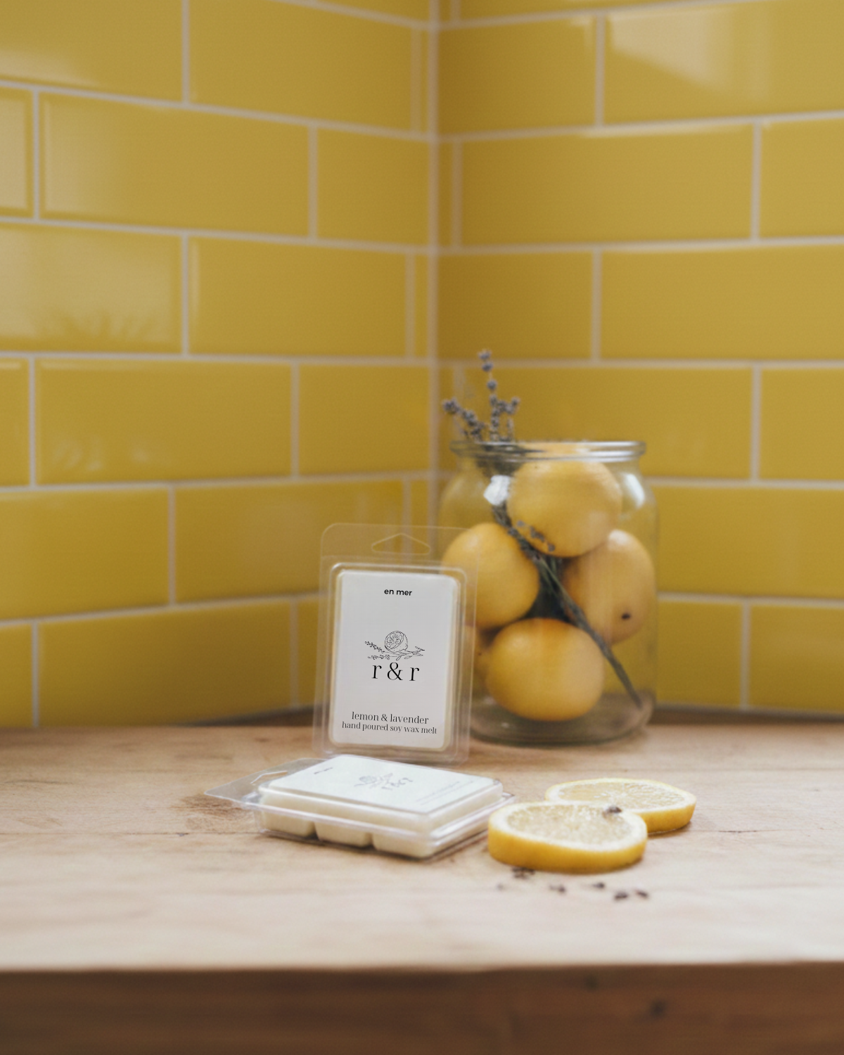 r & r | soy wax candle & melts by en mer