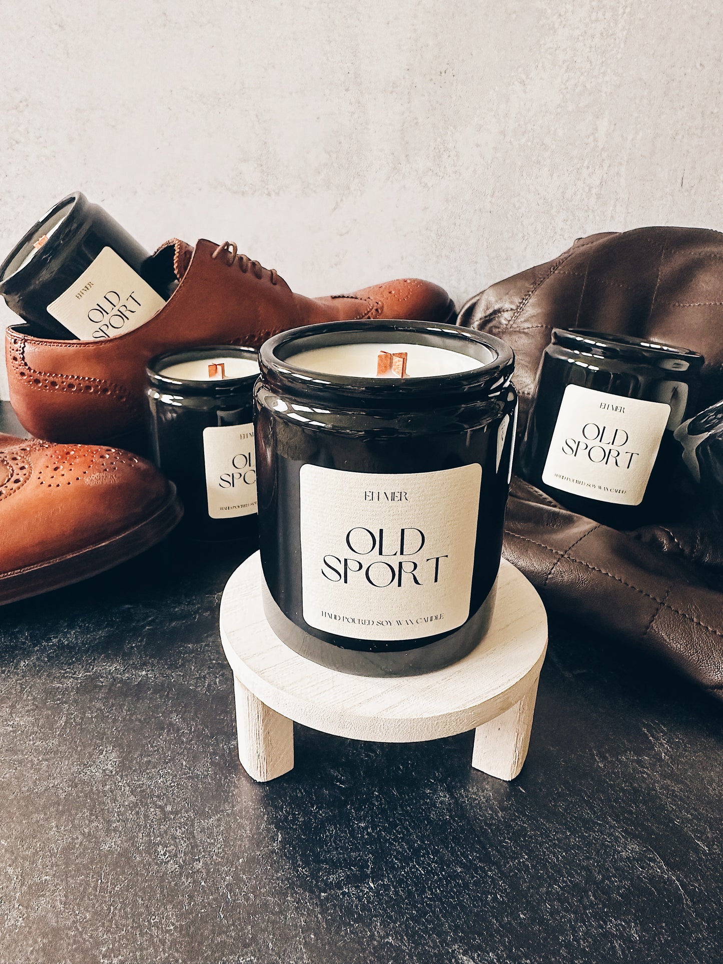 en mer LTD | old sport | wooden wick soy wax candle